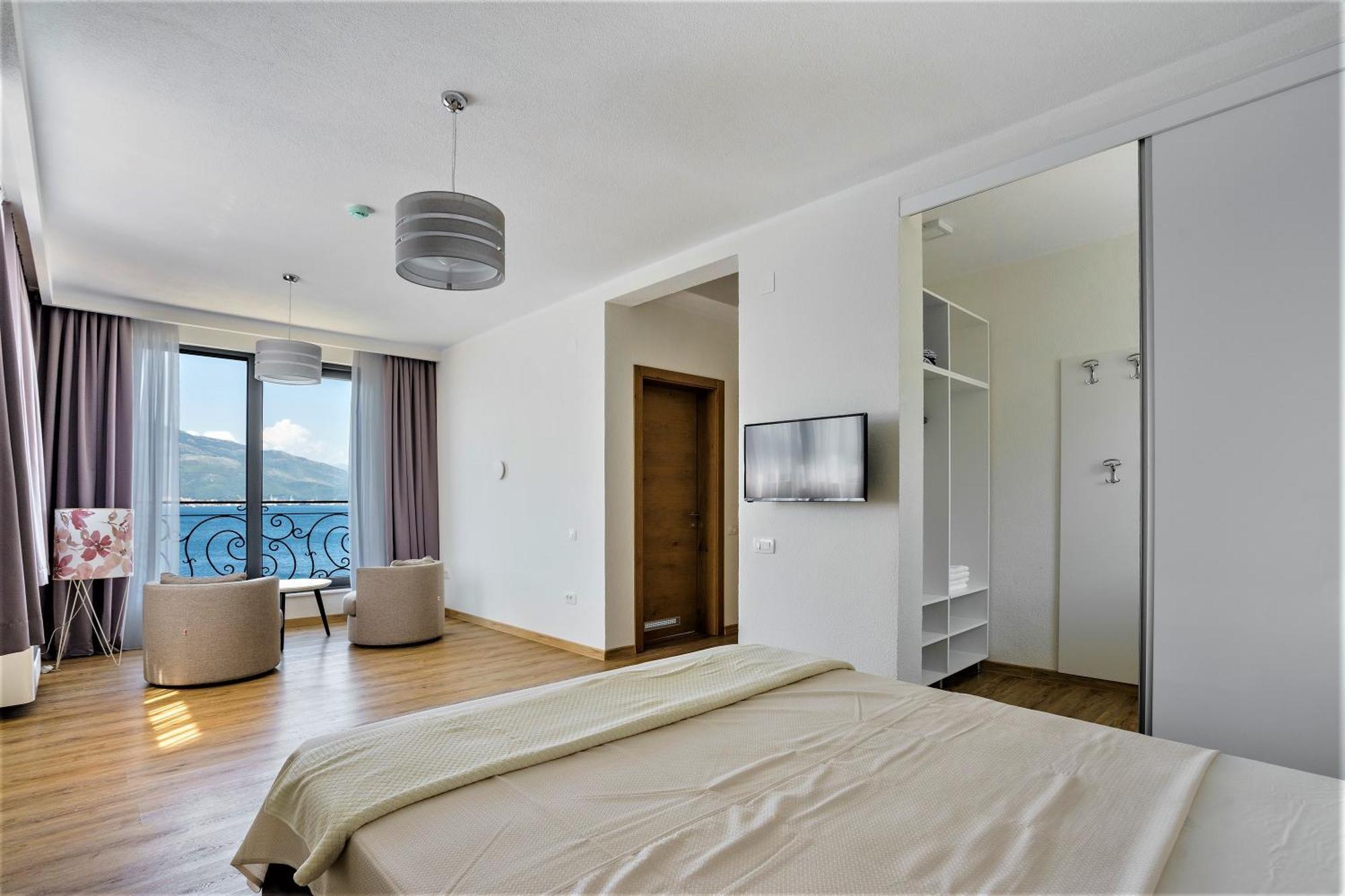 Beachfront Villa Pearl Of Adria Krasići エクステリア 写真